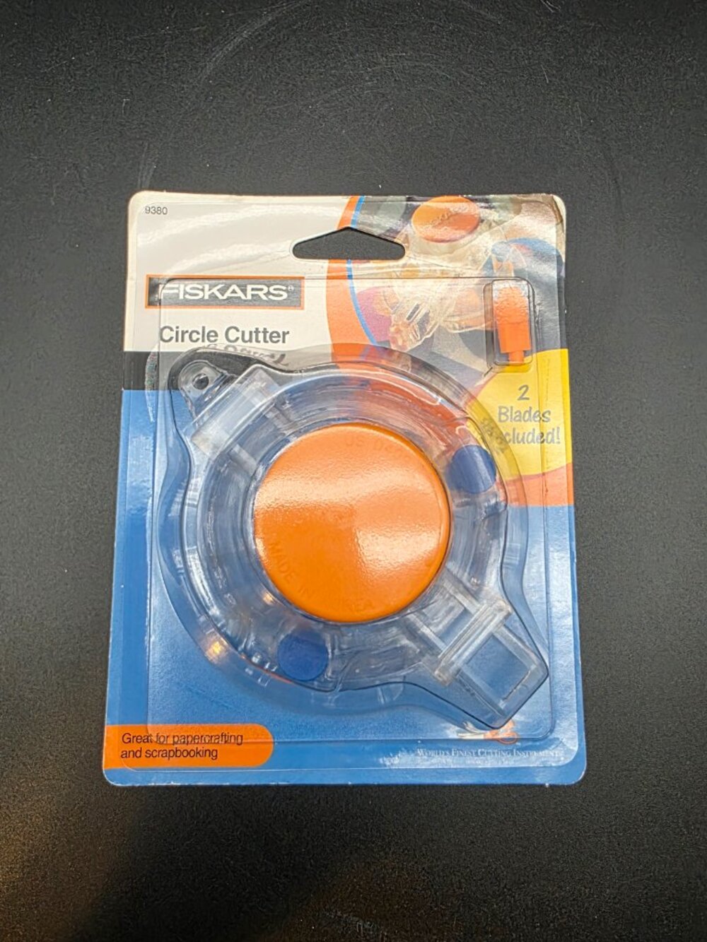 Fiskars Circle Cutter & Replacement Blades Cuts 1" To 8" Circles NEW in Package